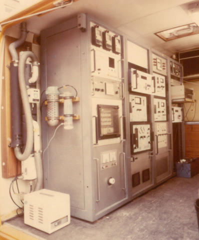 Mobiel meettoestel voor zwaveldioxide en rook (ca. 1970 © WIV-ISP archief) Mobiel meettoestel voor zwaveldioxide en rook